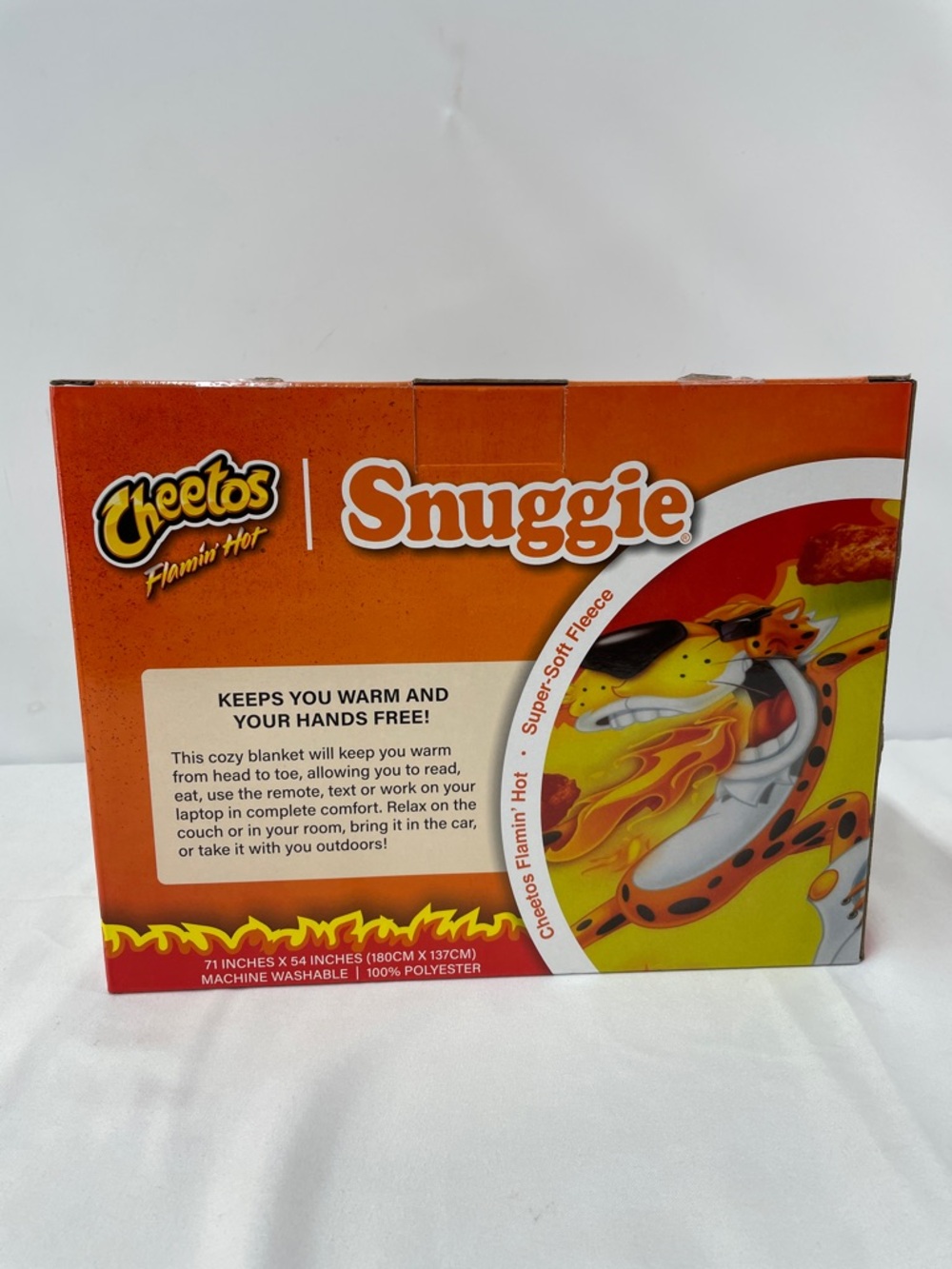 SNUGGIE CHEETOS BLANKET WITH SLEEVES FTL-04-041 - Picture 2 of 3